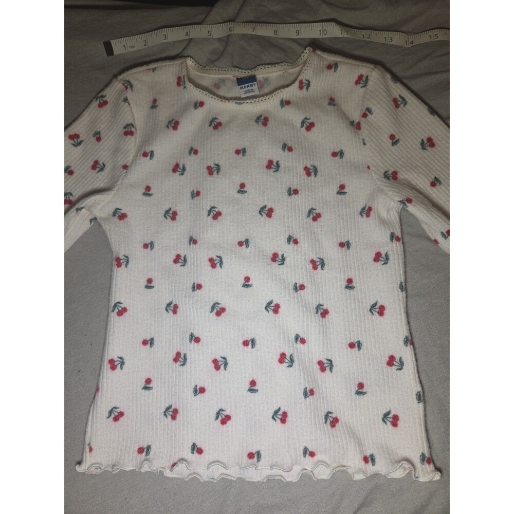 Old Navy Girls Cozy Plush Top Size 8 M Cherry Print Ribbed Long Sleeve Cream